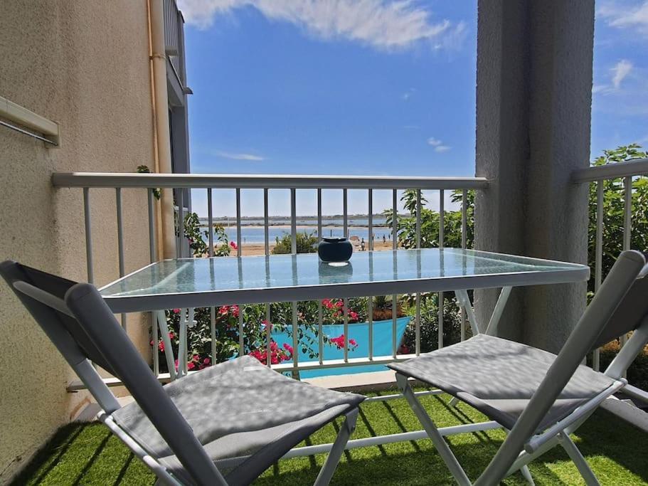 Au Bord De La Plage Du Grazel Gruissan Exterior foto